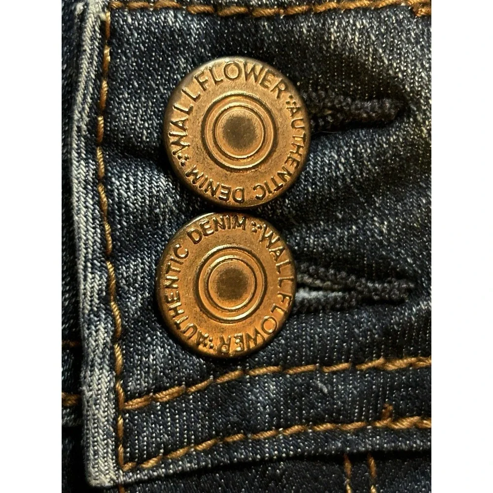 Wallflower NEW Flirty Curvy High Rise Junior Size 7 PIA Denim (28x27) Jeans NWT